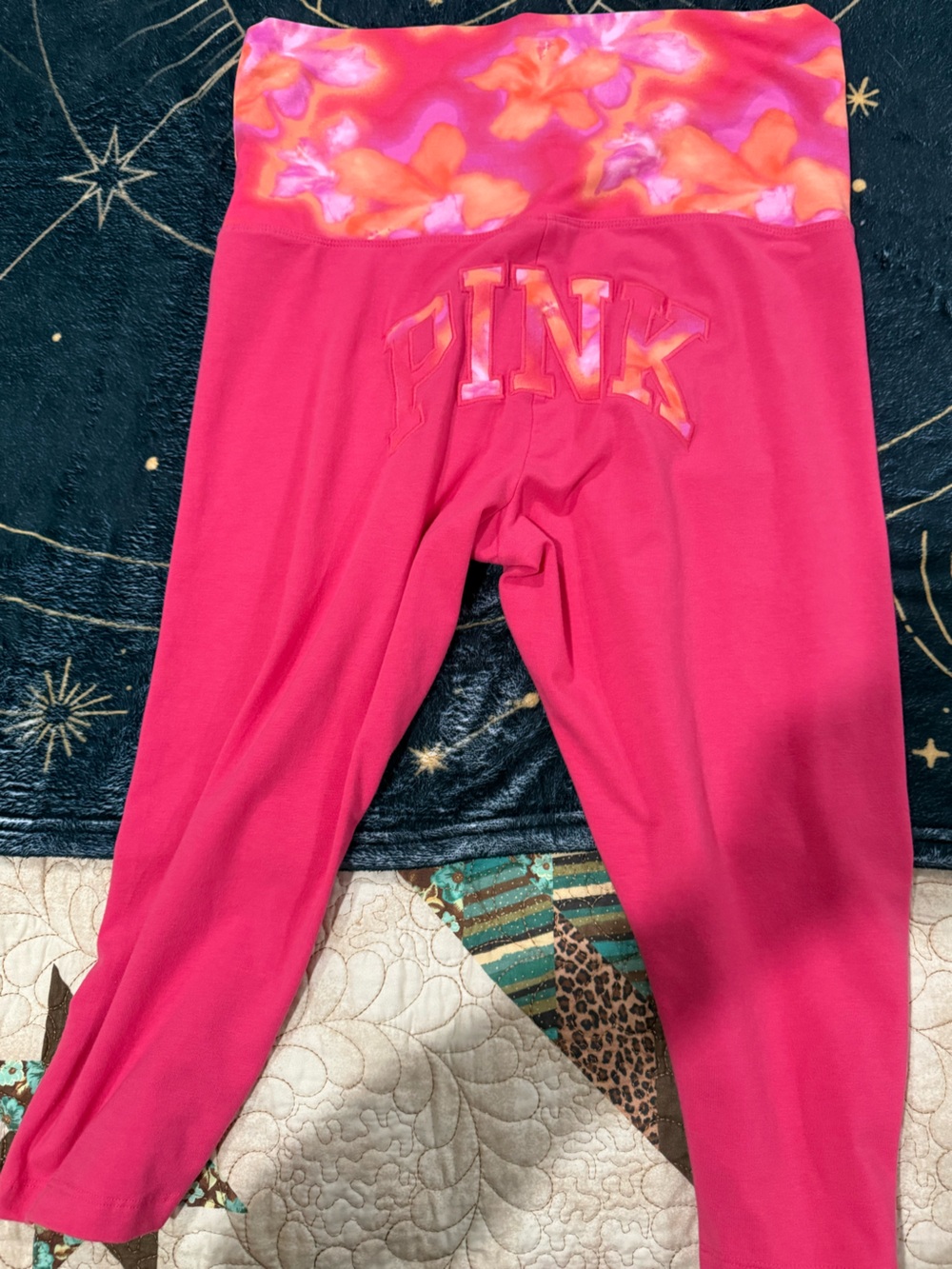 Victoria’s Secret Pink bright pink cropped foldover legging size L